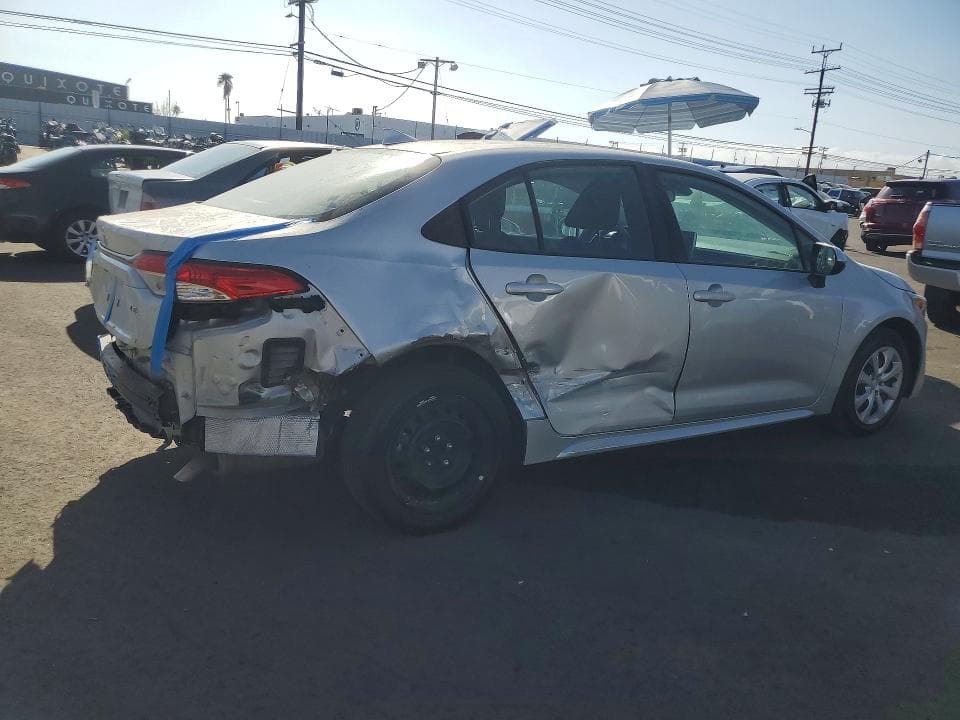 2021 TOYOTA COROLLA LE 3