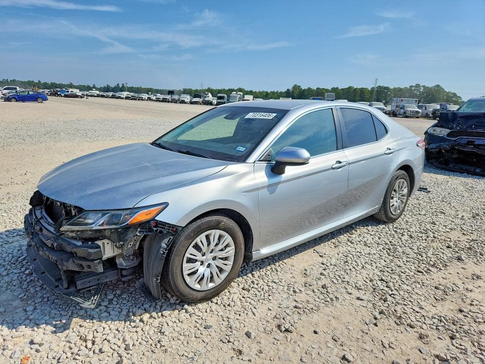 2018 TOYOTA CAMRY L - 1