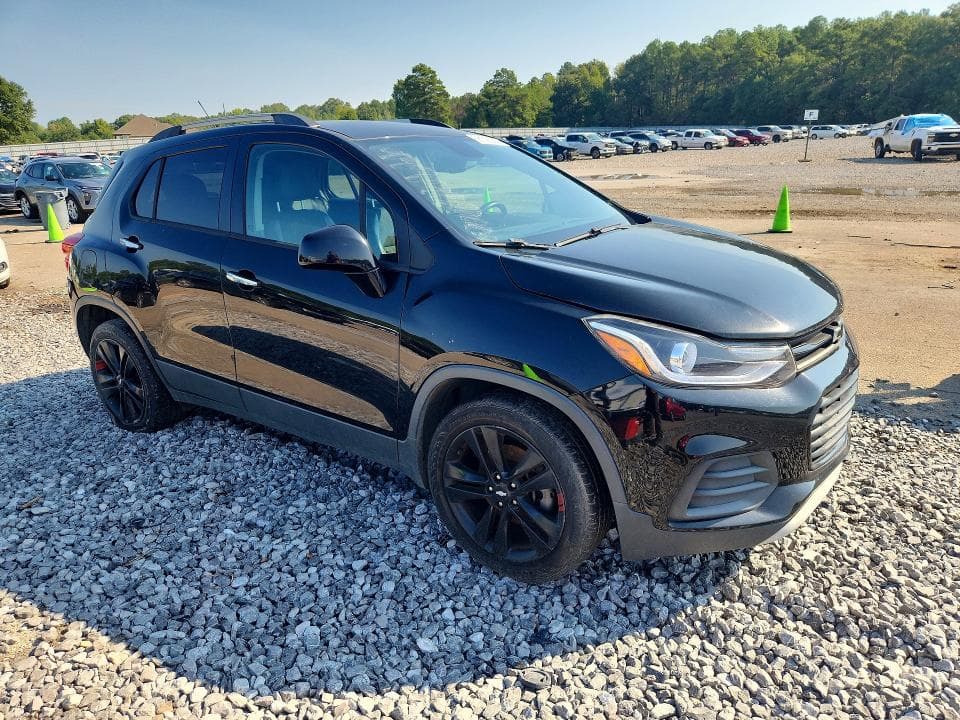 2020 CHEVROLET TRAX 1LT 4
