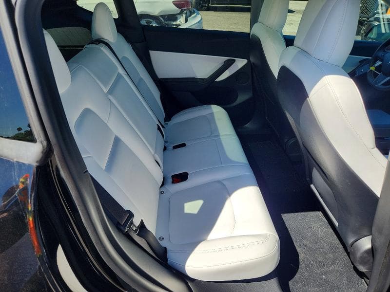 2021 TESLA MODEL Y 10