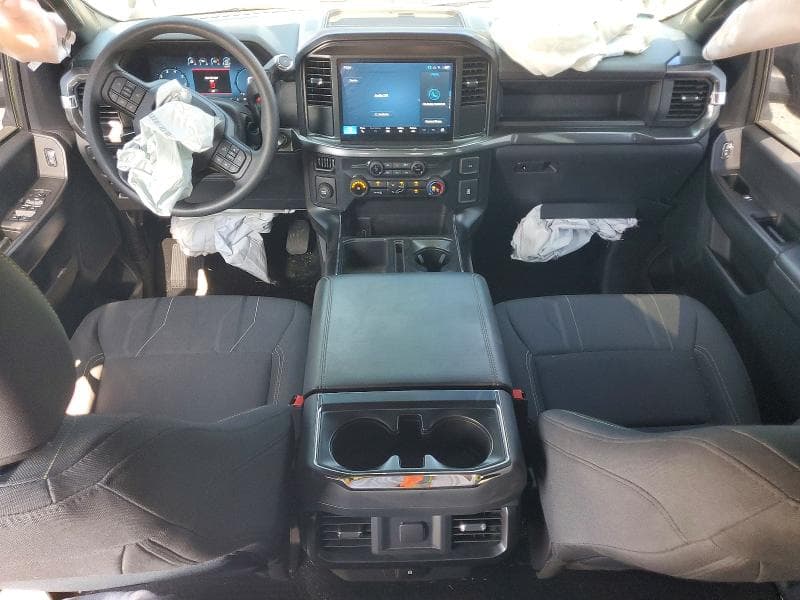 2025 FORD F150 STX 8