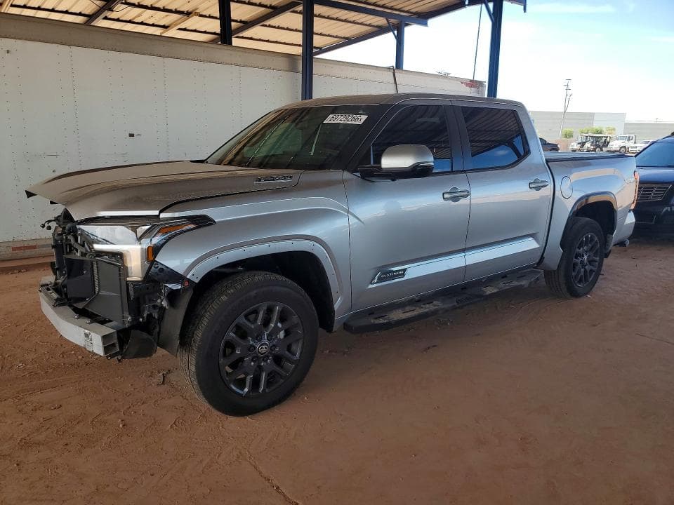 2025 TOYOTA TUNDRA PLATINUM HV