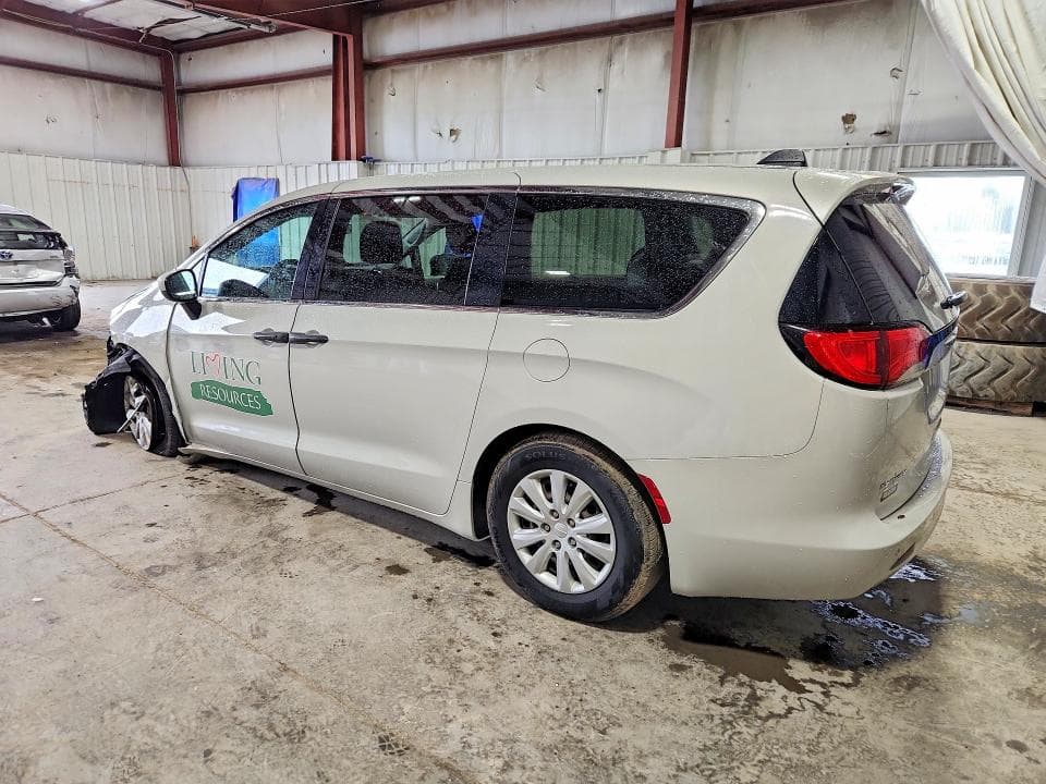 2019 CHRYSLER PACIFICA L 2
