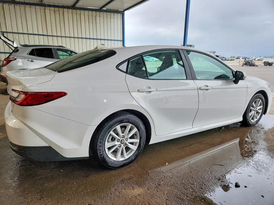 2026 TOYOTA CAMRY LE 3