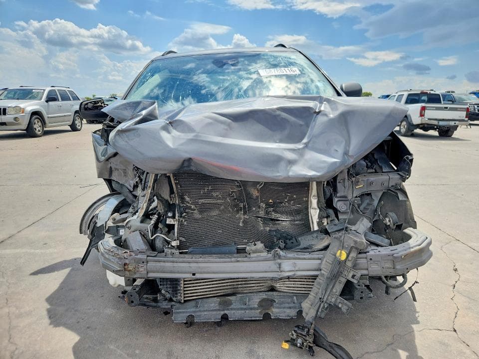2021 FORD EDGE SE 5