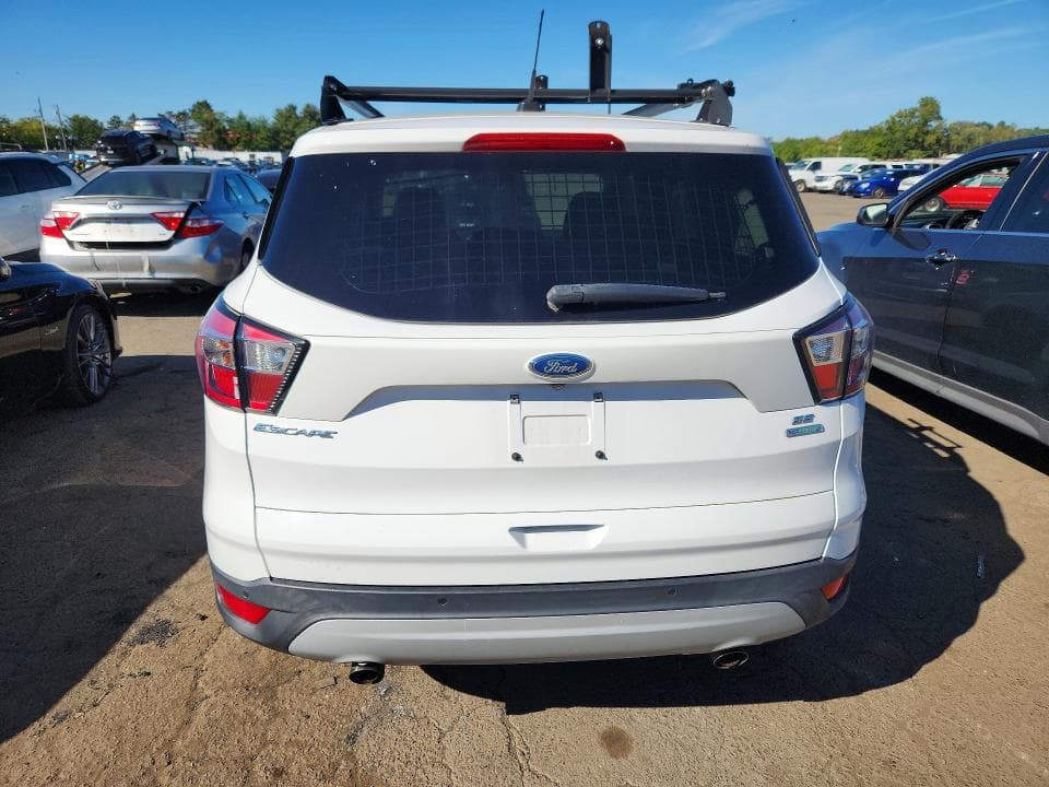 2017 FORD ESCAPE SE 6