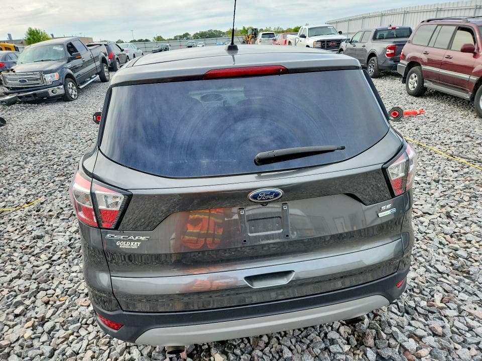 2017 FORD ESCAPE SE 6