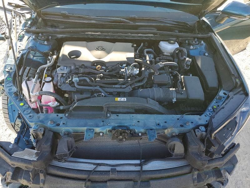 2025 TOYOTA CAMRY SE 11
