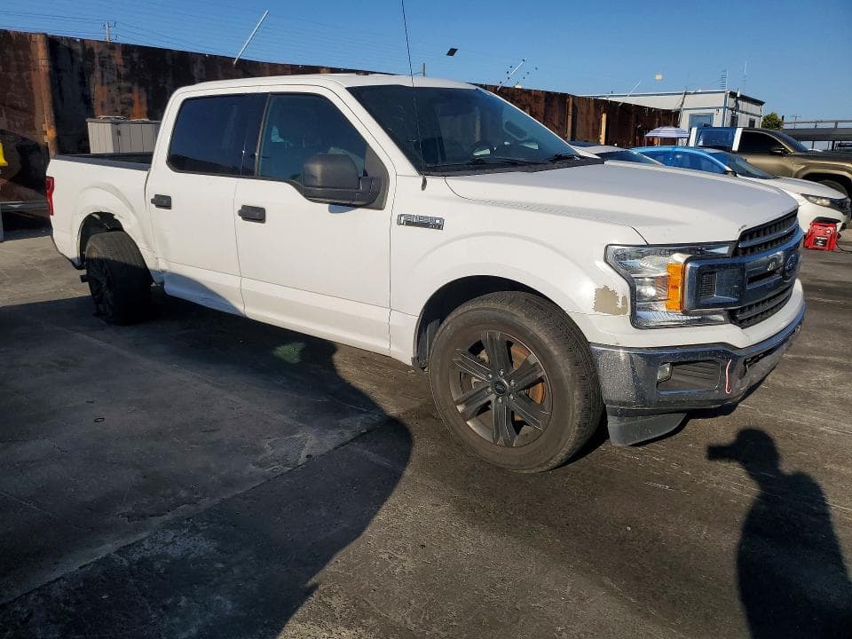 2018 FORD F150 SUPERCREW 4
