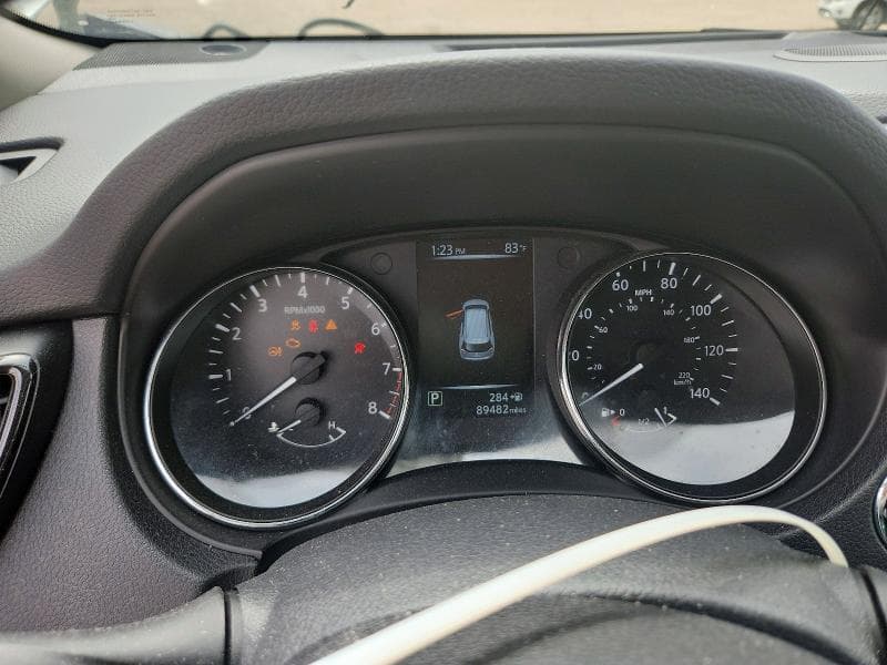 2017 NISSAN ROGUE SV 9
