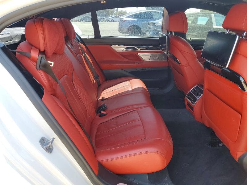 2019 BMW ALPINA B7 10