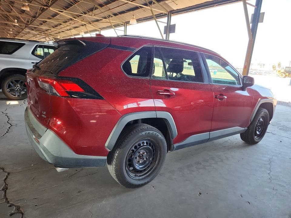 2020 TOYOTA RAV4 LE 3