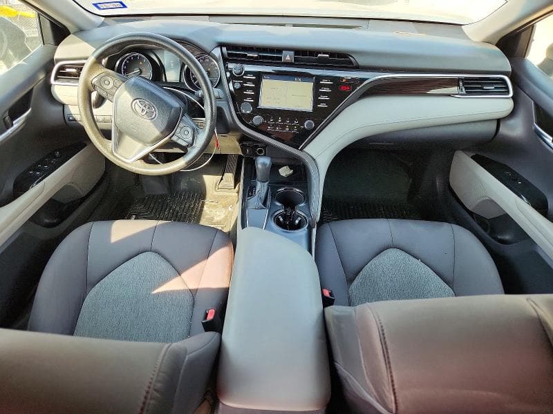 2018 TOYOTA CAMRY L 8
