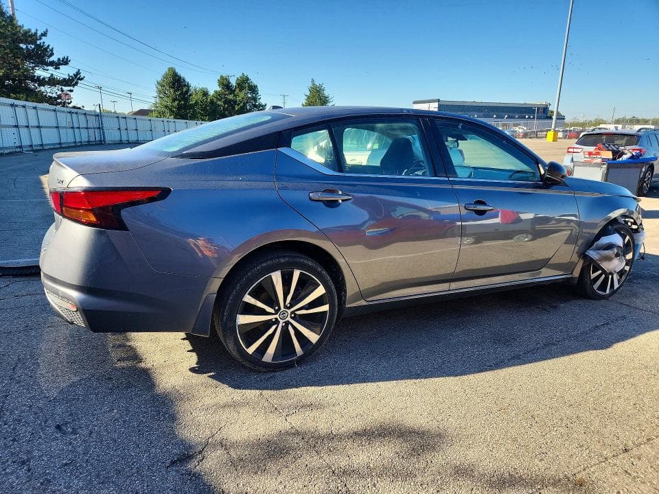 2020 NISSAN ALTIMA SR 3