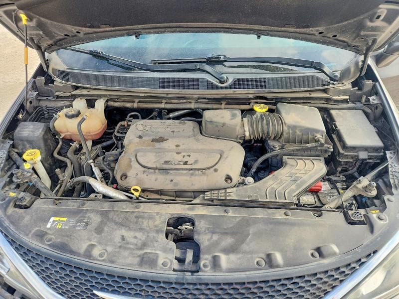 2020 CHRYSLER PACIFICA LIMITED 12