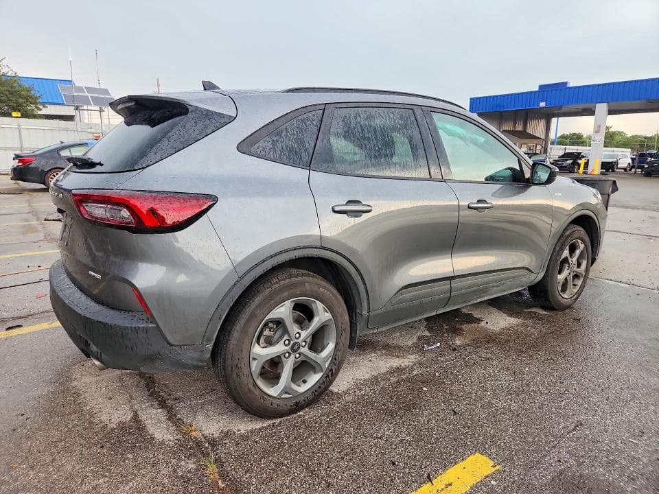 2026 FORD ESCAPE ST LINE 3