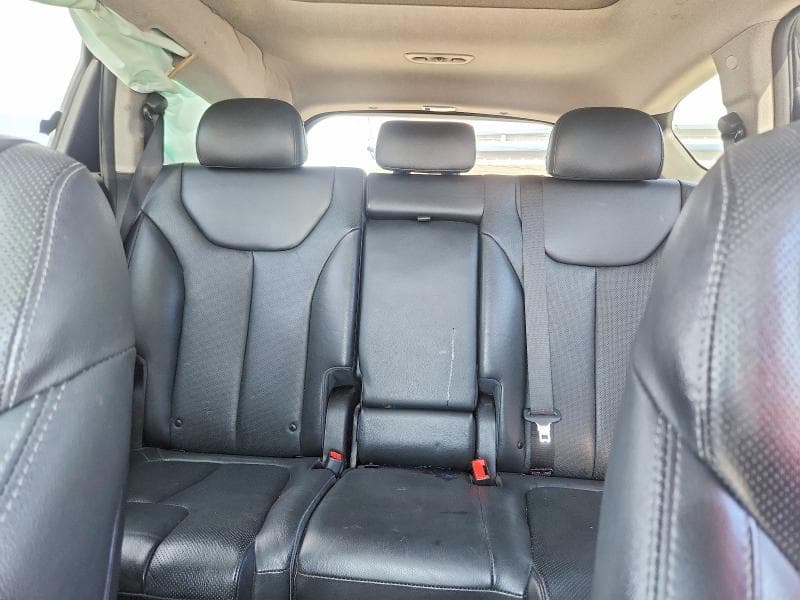 2020 HYUNDAI SANTA FE SEL 10