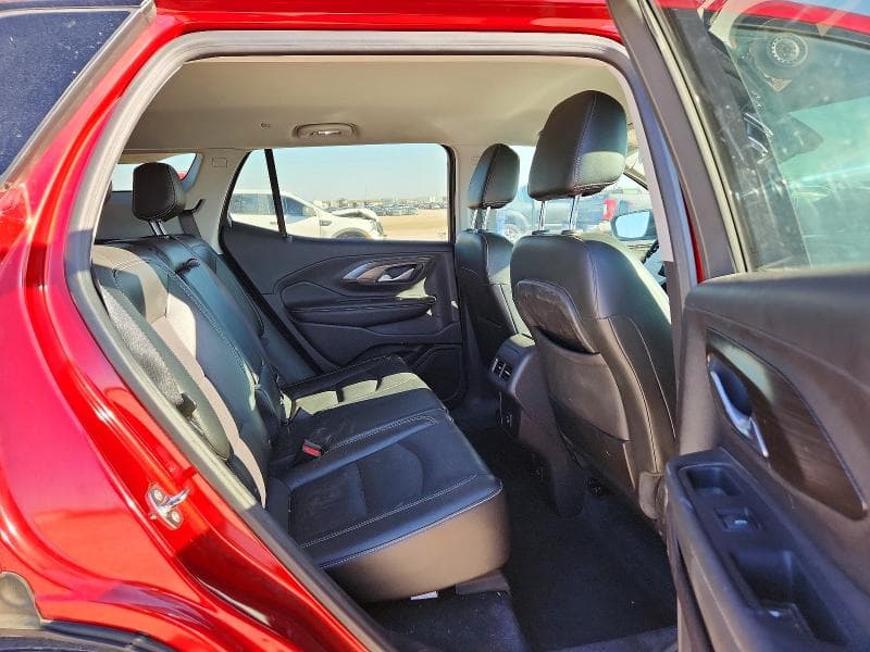 2024 GMC TERRAIN SLT 11
