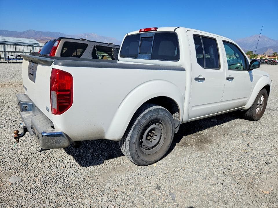 2017 NISSAN FRONTIER SV 3