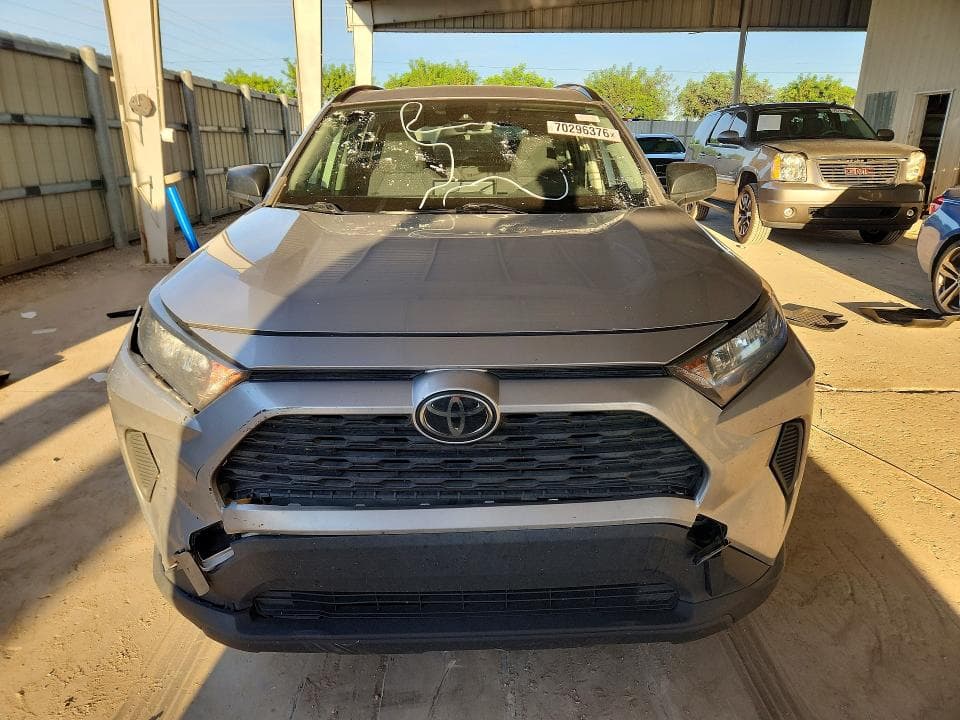 2021 TOYOTA RAV4 LE 5