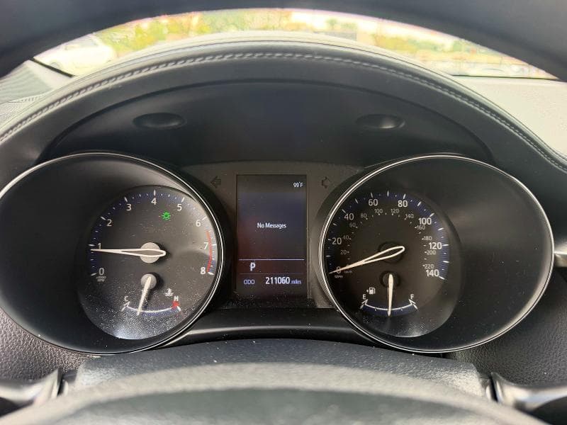 2019 TOYOTA C-HR LE 8