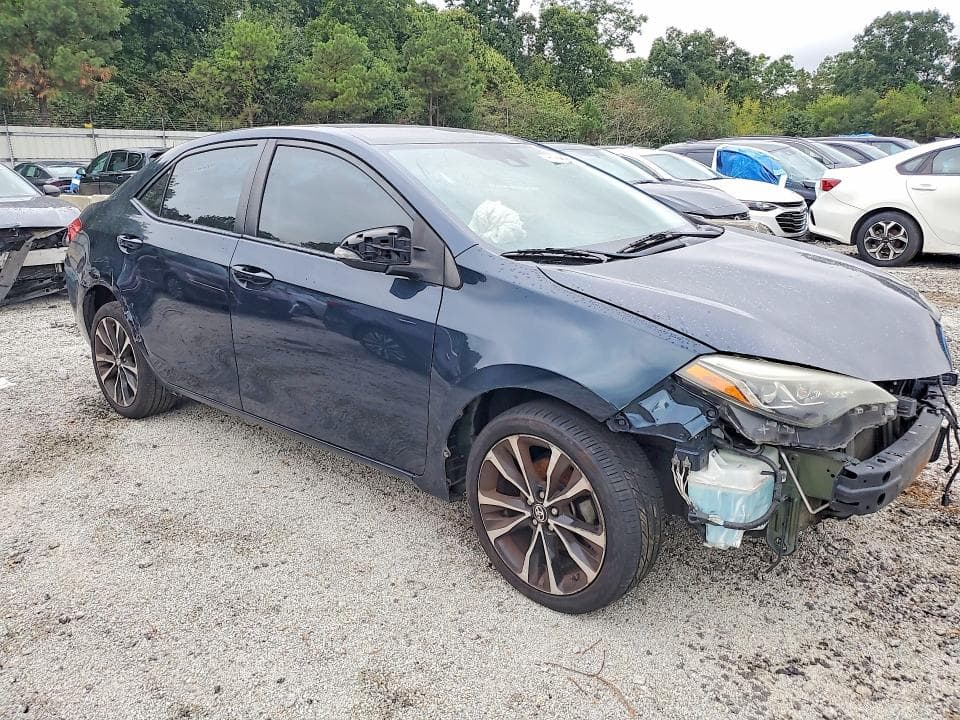 2018 TOYOTA COROLLA SE 4