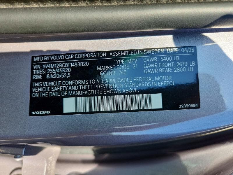 2026 VOLVO XC60 PLUS 13