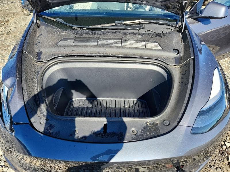 2023 TESLA MODEL Y 11