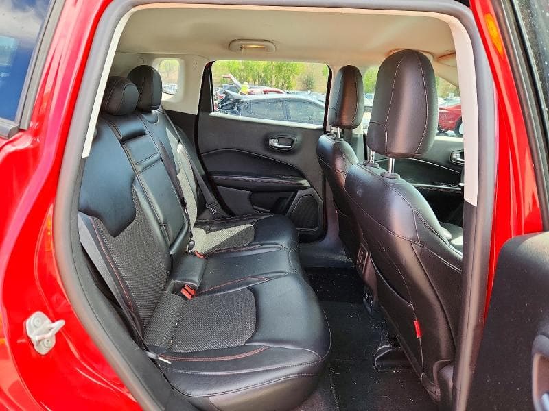 2017 JEEP COMPASS TRAILHAWK 11