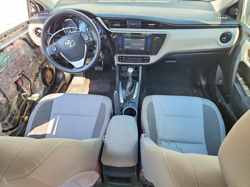 2017 TOYOTA COROLLA LE 8