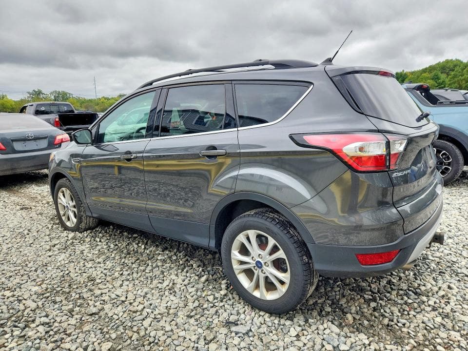 2018 FORD ESCAPE SE 2