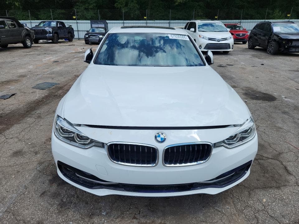 2018 BMW 330 XI 5