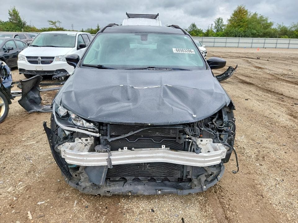 2017 CHRYSLER PACIFICA TOURING L 5