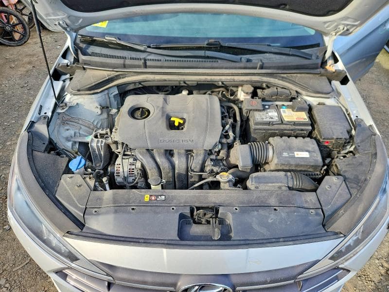 2019 HYUNDAI ELANTRA SEL 11