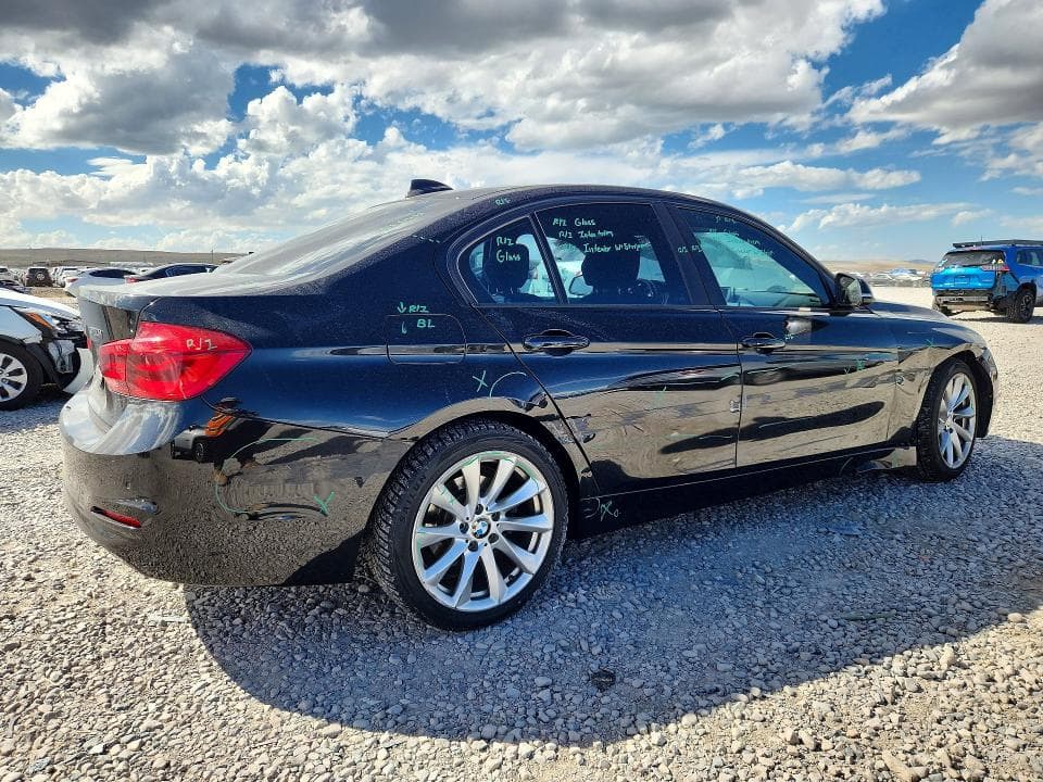 2018 BMW 320 XI 3