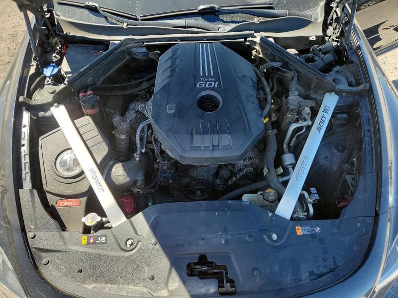 2018 KIA STINGER PREMIUM 11