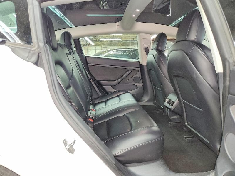 2022 TESLA MODEL 3 10