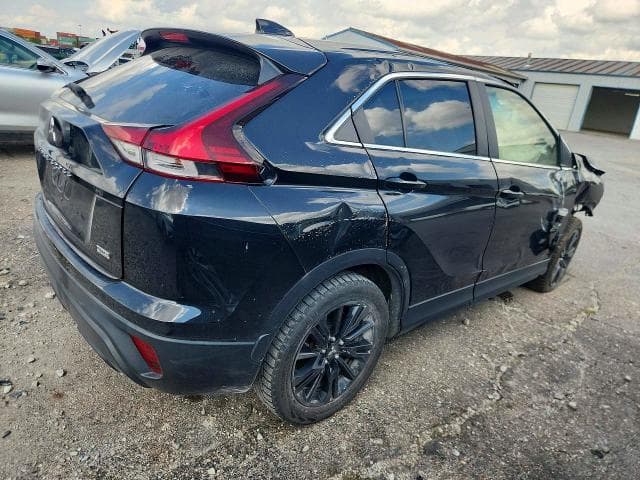 2023 MITSUBISHI ECLIPSE CROSS LE 3
