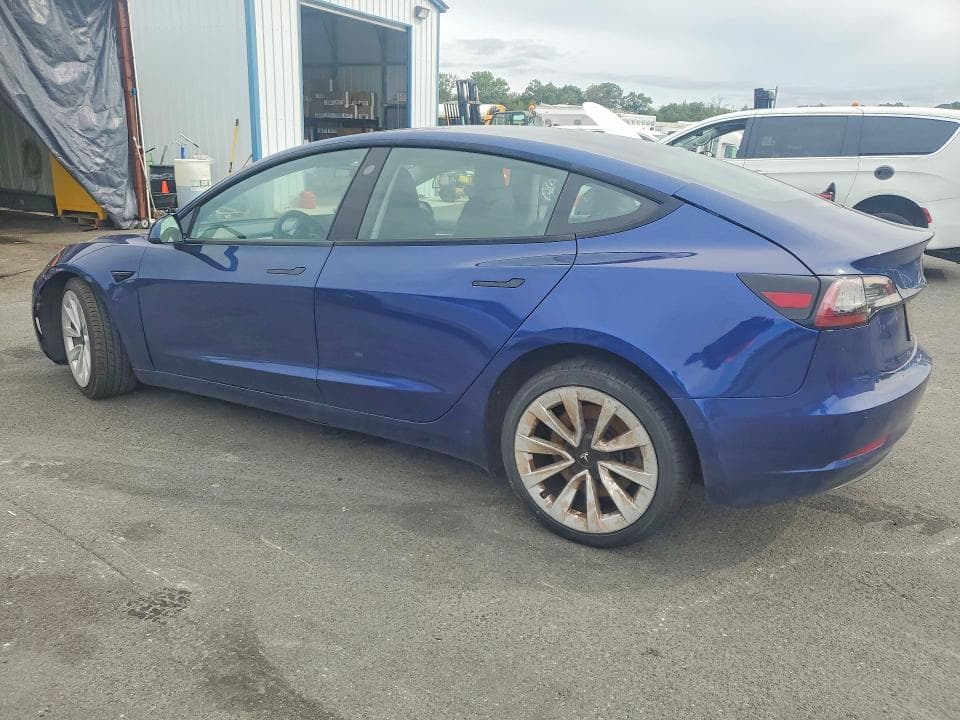 2022 TESLA MODEL 3 2