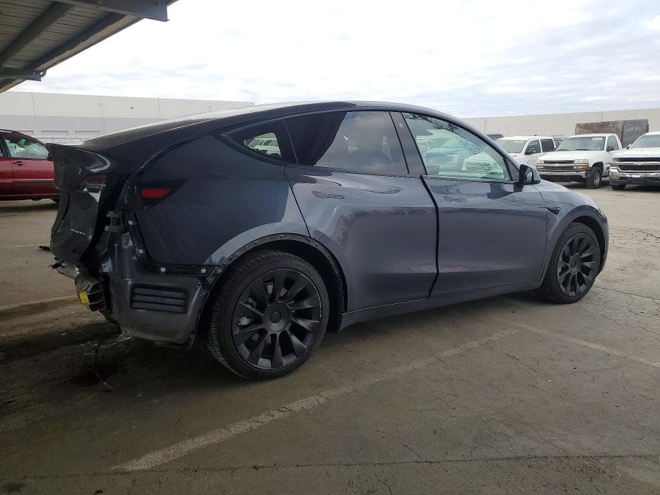 2022 TESLA MODEL Y 3