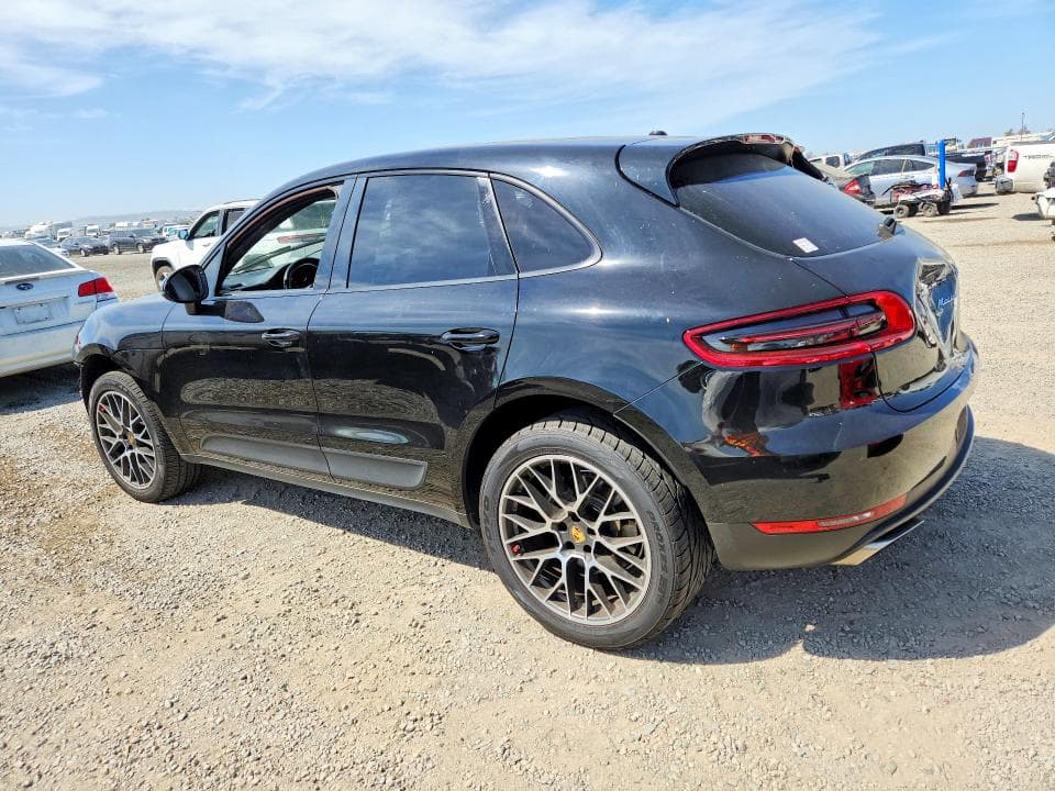2017 PORSCHE MACAN 2