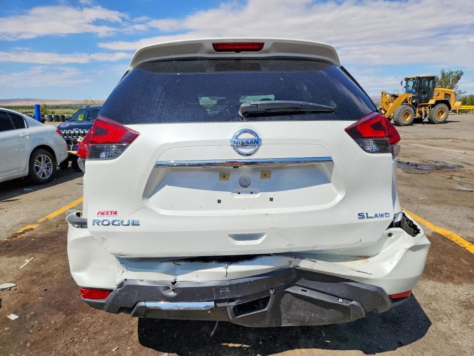 2017 NISSAN ROGUE SL 6