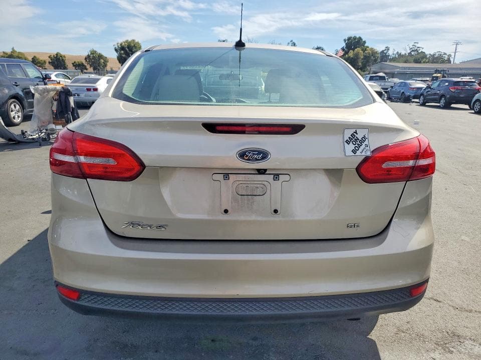 2018 FORD FOCUS SE 6