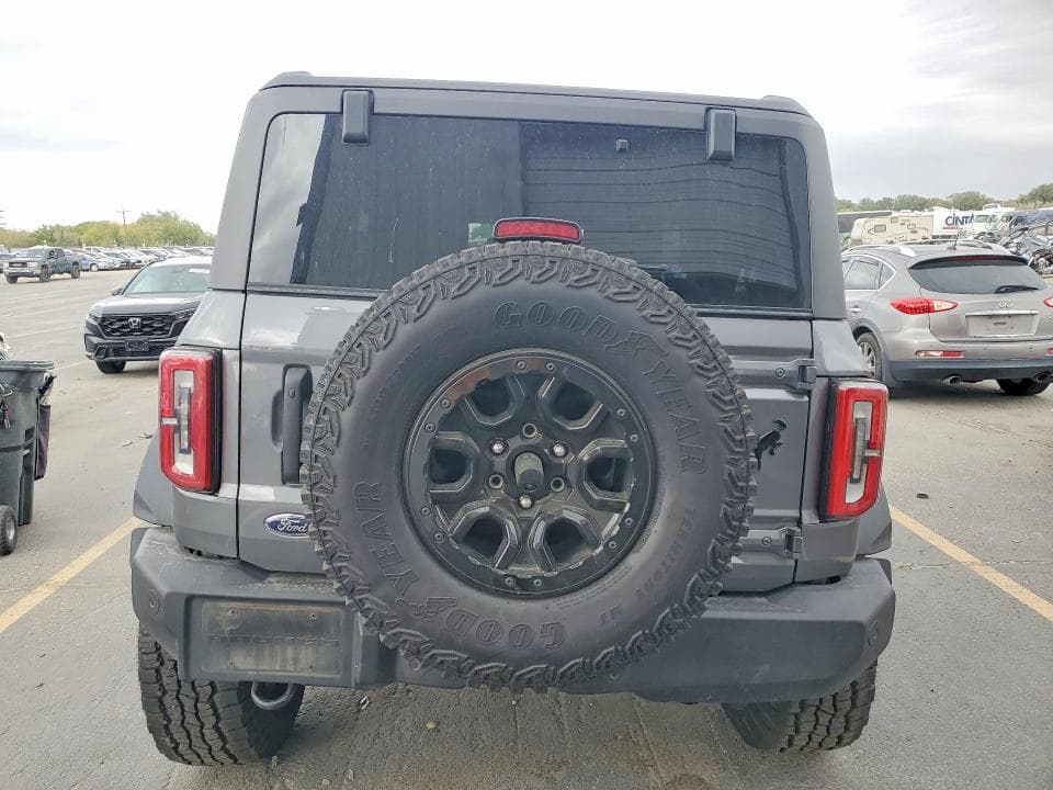 2023 FORD BRONCO BASE 6