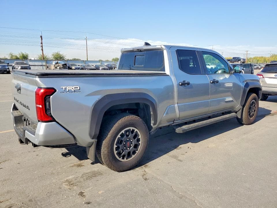 2024 TOYOTA TACOMA 3