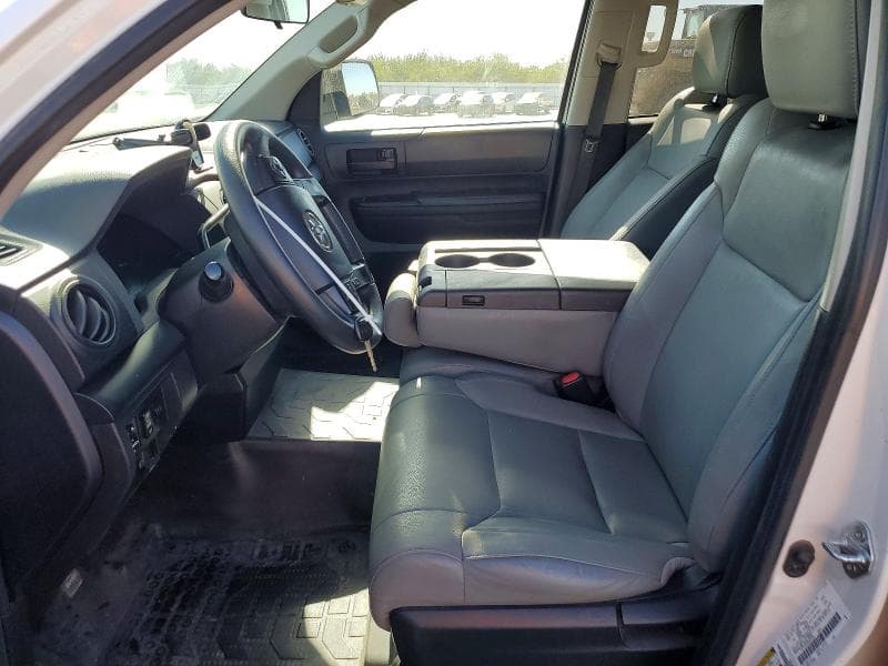 2021 TOYOTA TUNDRA SR 7