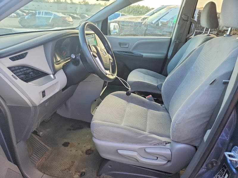 2017 TOYOTA SIENNA L 7-PASSENGER 7