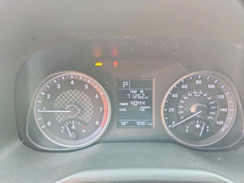 2019 HYUNDAI ELANTRA SE 9