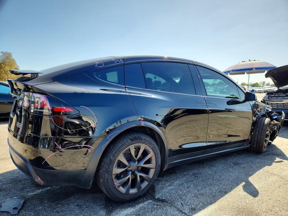 2023 TESLA MODEL X 3