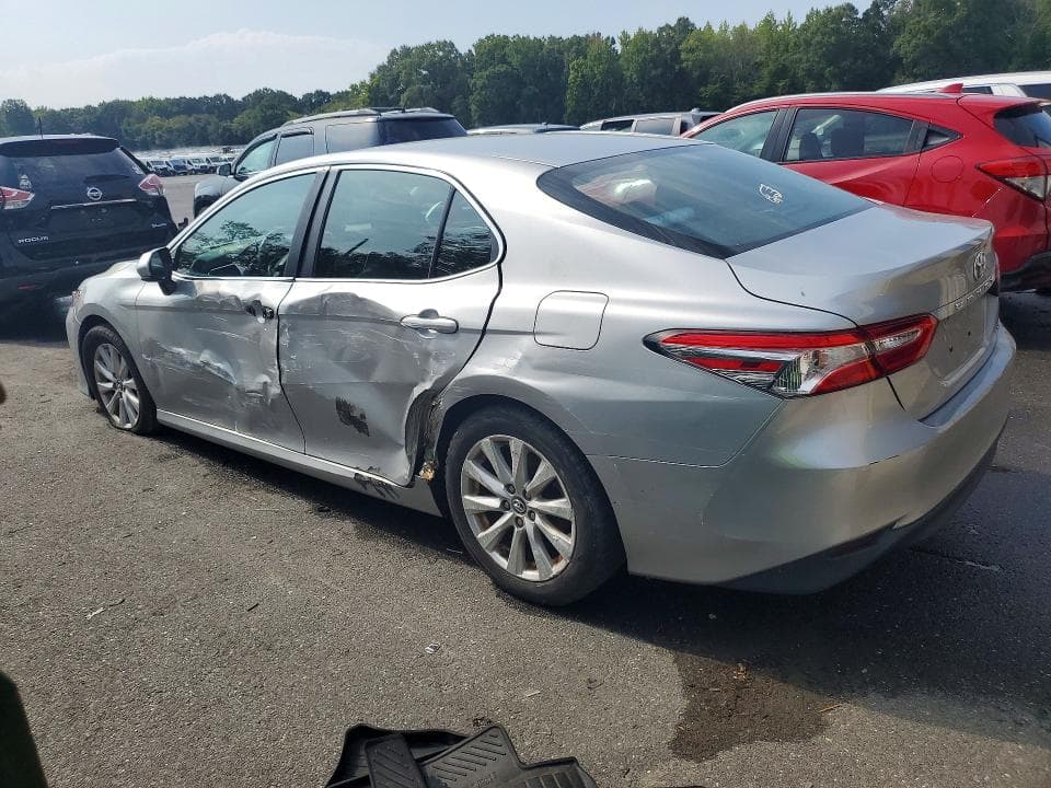 2018 TOYOTA CAMRY LE 2
